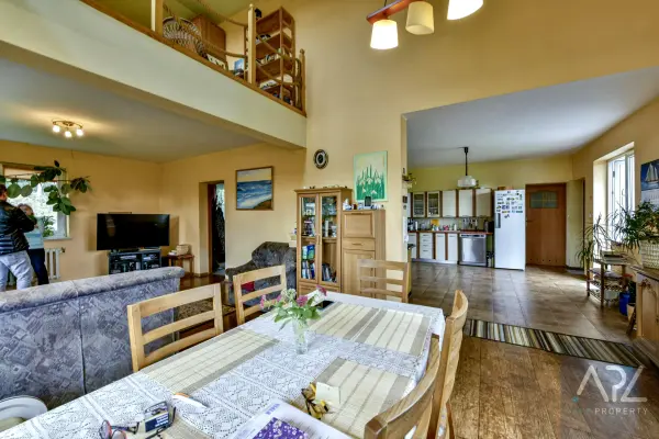 kołobrzeski, Kołobrzeg, Karcino, DOM W KARCINIE Z POTENCJAŁEM! BLISKO JEZIORA!