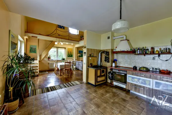 kołobrzeski, Kołobrzeg, Karcino, DOM W KARCINIE Z POTENCJAŁEM! BLISKO JEZIORA!