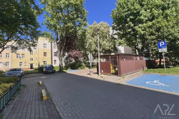 kołobrzeski, Kołobrzeg, Jana Pawła II, Przestronne 2pok mieszkanie z piwnicą w centrum!