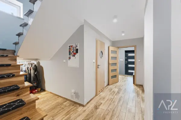 kołobrzeski, Ustronie Morskie, DOM 382 m² Z DUŻĄ DZIAŁKĄ 1,04ha, TYLKO 3 KM OD MORZA!