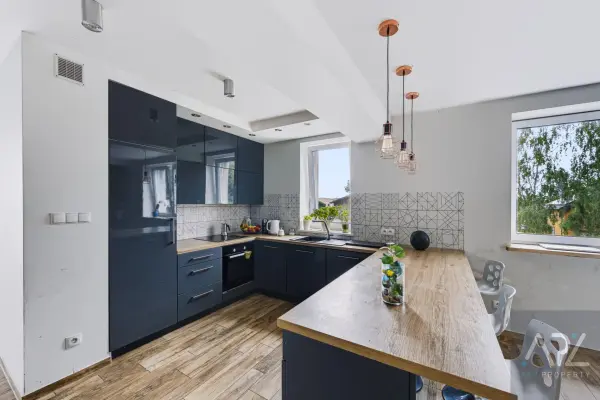 kołobrzeski, Ustronie Morskie, DOM 382 m² Z DUŻĄ DZIAŁKĄ 1,04ha, TYLKO 3 KM OD MORZA!